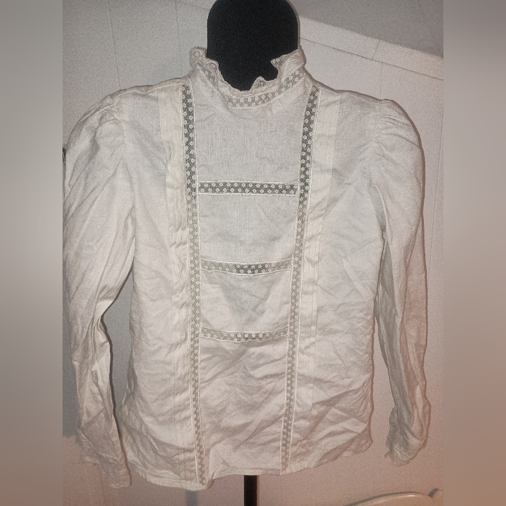 Vintage White Lace Blouse #cottagecore